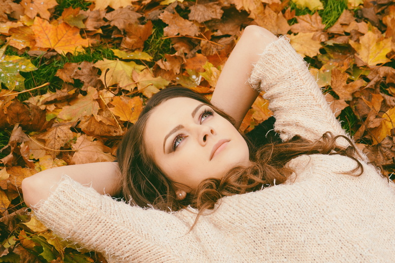 autumn, fashion, young adult, maple leaves, brown hair, outdoors, woman, model, close-up, nature, beautiful, leisure, leaves, laying, headshot, lying, dry leaves