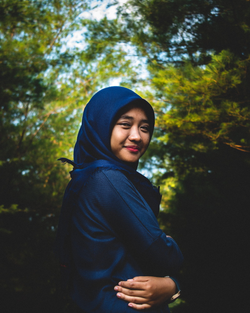 traditional, smile, woman, young adult, beautiful, leisure activity, daylight, traditional clothing, veil, plant, outdoors, growth, side view, standing