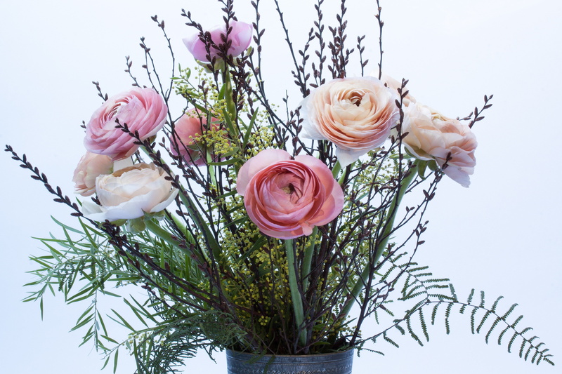 flower head, pastellfarben, nature, flowering plant, pink, bouquet, spring, pink color, white, fragility, close-up, hahnenfußgewächs, ranunkeln, indoors