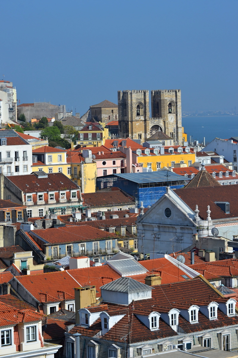 crowd, lisbon, decadent, community, viewpoint, architecture, city, color, sky, sunlight, built structure, day, portugal, roof, house, clear sky, town, blue