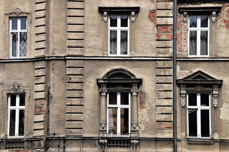 the area of the city, arch, monument, plaster, old, city, the past, old plaster, kamienica, backgrounds, entrance, at the court of, window, old windows