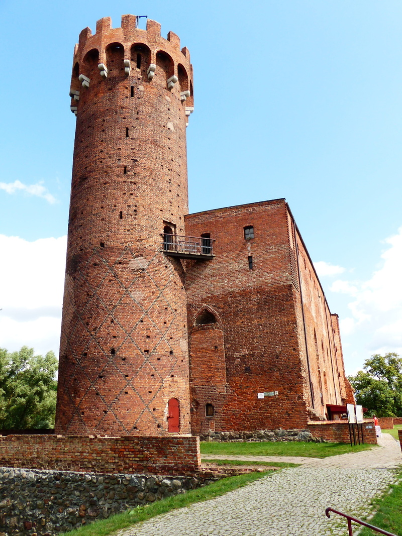 world-on-vistula, nature, castle, sunlight, low angle view, the past, landmark, wall, the palace, tourism, travel, historical, building exterior, travel destinations