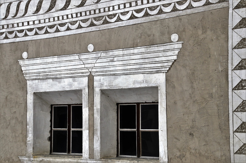 monument, façades, figure, low angle view, building, the past, historical, 5K, wall of the house, no one, the walls of the, old buildings, the door, texture
