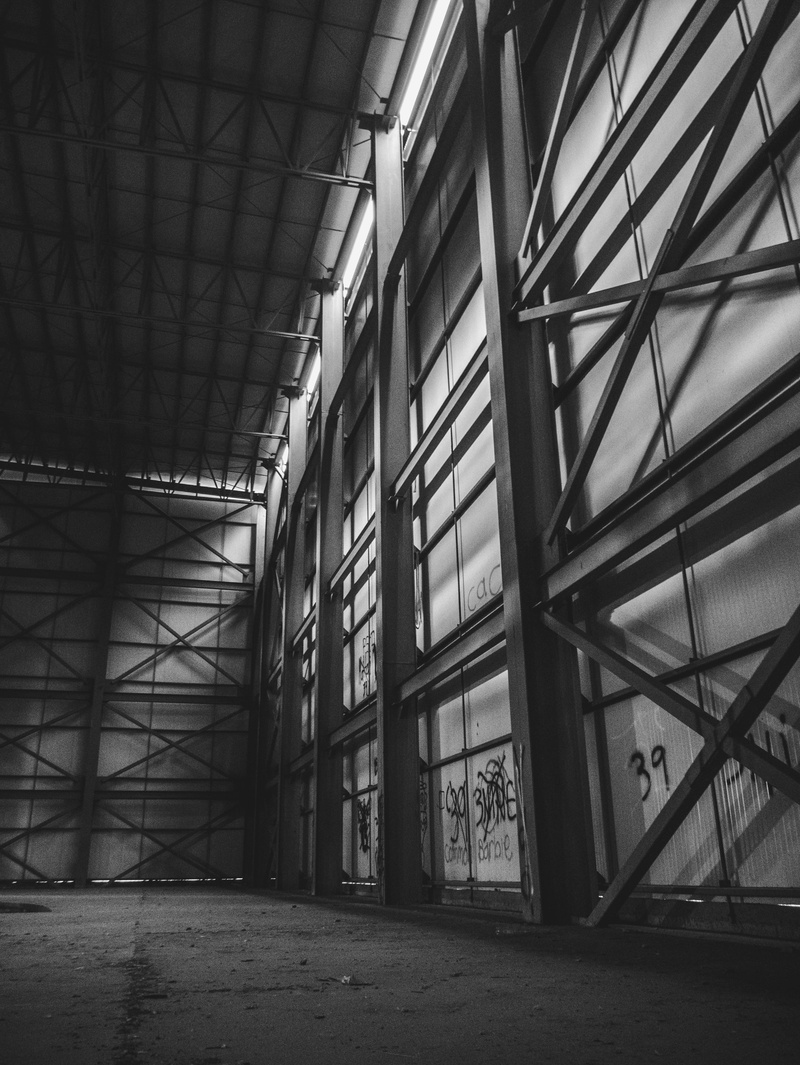 4K, indoors, iron, teatro, grain, domestic room, old, metal, absence, factory, industry, mexican, construction, glass - material, black, cholo, abandoned