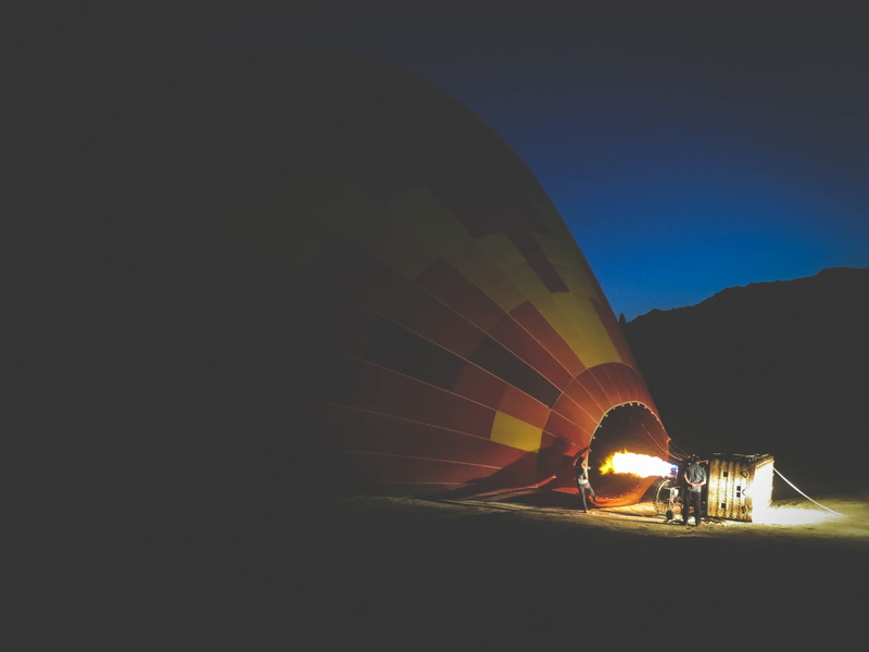 air vehicle, air, balloon, motion, burning, hot air balloon, deflate, silhouette, nature, 4K, flying, photography, fire, fly, people, dark, adventure