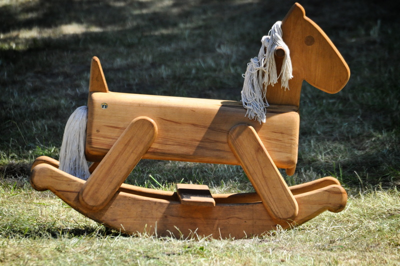 holzfigur, outdoors, toy, children toys, rocking horse, seat, rocking, rocking rocking horse, nature, land, close-up, no people, medieval market, tent city