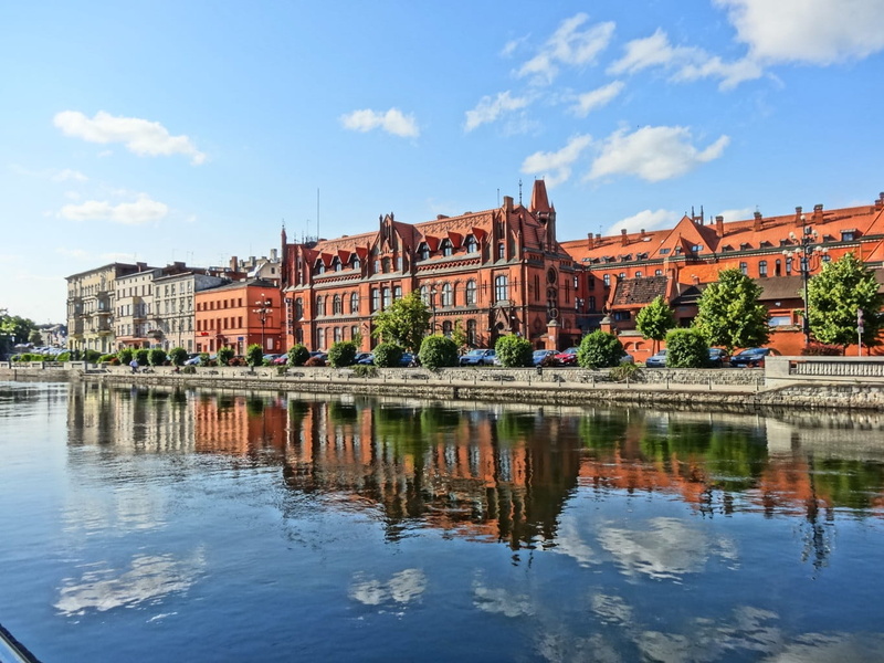 day, urban Scene, sky, Embankment, architecture And Buildings, 720P, Bydgoszcz, building, cityscape, river, travel Locations, no people, Canal, architecture