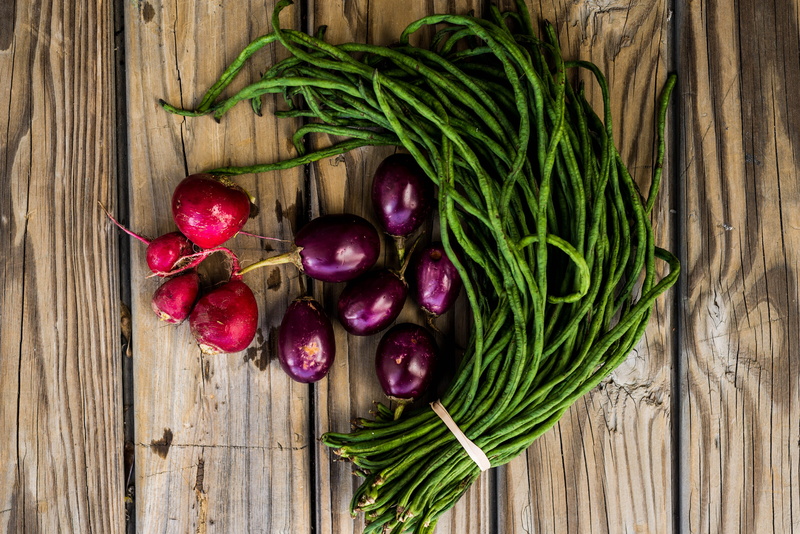 directly above, wooden, large group of objects, 5K, healthy eating, colourful, organic, food, surface, wellbeing, root vegetable, wood, spring onion, freshness
