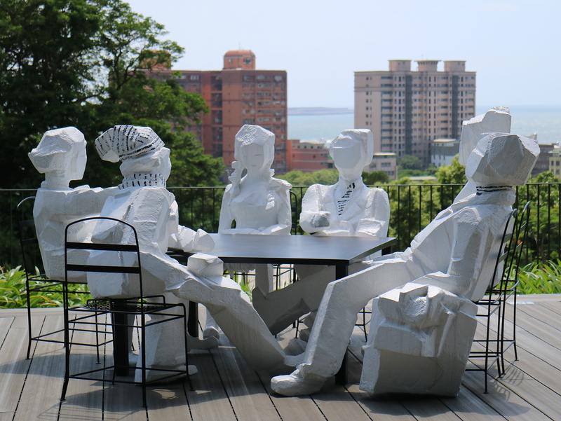 male likeness, chess, outdoors, sat, rest, no people, 5K, plant, patio, craft, business, day, nature, Taiwan, taiwan fresh water cloud gate theater, chat