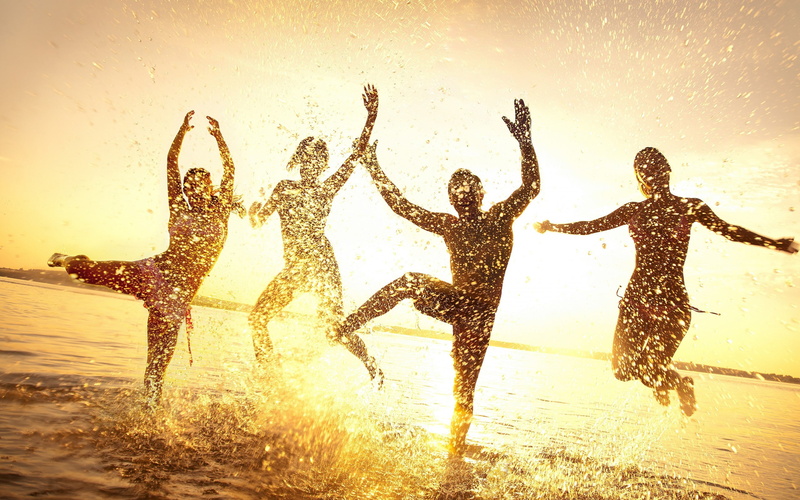 Sunset, silhouettes, groups, joy, dance, silhouette, light, splashes, photogram, beach, drops, horizon, sky, women, rays, Individuals, girl, water, 2K