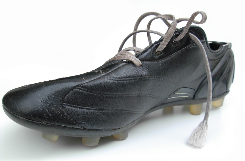 single object, no people, shoe, bag, white, lace - fastener, kicker, pair, indoors, shoelace, football, 2K, black, white color, personal accessory, studio shot