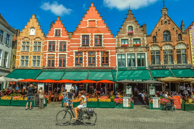 tourism, bicycle, transportation, 5K, women, adult, buildings, building exterior, group of people, building, nature, architecture, real people, picturesque