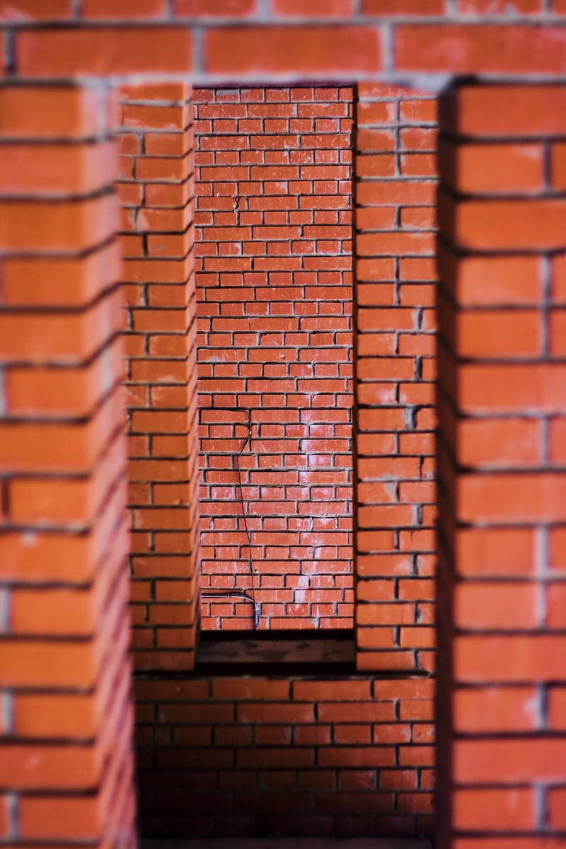 wall, blocks, no people, brickwall, building exterior, selective focus, metal, brown, close-up, textured, brickwork, day, red, brick wall, wall - building feature