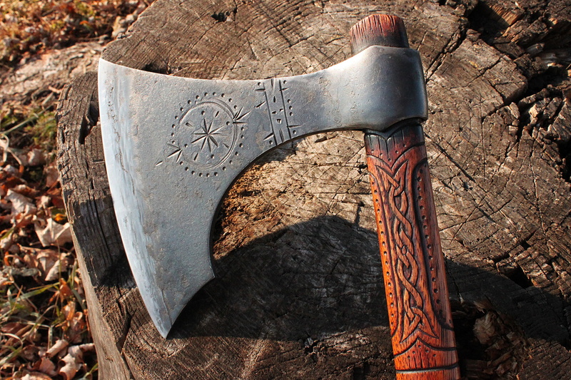 head, steel, ancient, sunlight, tree, weapon, no people, medieval, weapons, rusty, 1080P, equipment, outdoors, patterns, history, axe, firewood, day, iron - Metal