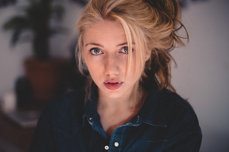 young adult, indoors, hair, headshot, front view, 1080P, Robert Marcillas Ronda, beauty, leisure activity, mouth open, looking at camera, portrait, blond hair