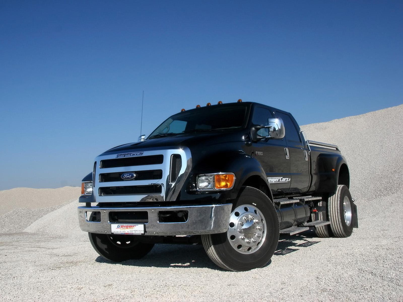 no people, nature, copy space, wheel, clear sky, 720P, sunlight, desert, f, travel, transportation, truck, car, geigercars, land vehicle, mode of transportation