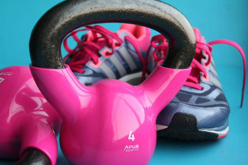 sport, 2K, shoe, clothing, large group of objects, black, indoors, no people, photo, suitcase, pink, weights, studio shot, still life, close, sports shoes