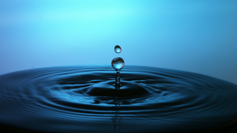 cobalt blue, motion, nature, high-speed photography, splashing droplet, splash, blue background, falling, surface, splashing, blue, no people, freshness