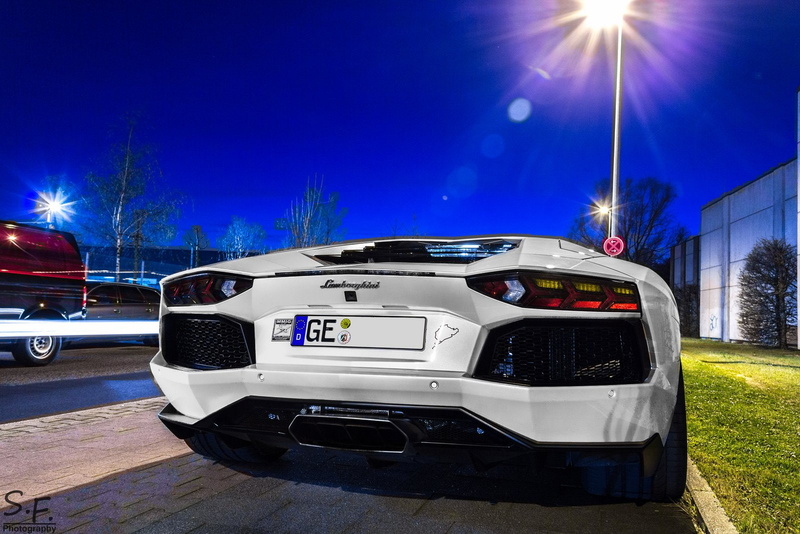 italian, 720P, supercars, aventador, bleue, black, white, lamborghini, blanche, cars, lp700