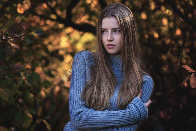 sweater, brunette, portrait, women, Maryana Ro, 1080P, fall