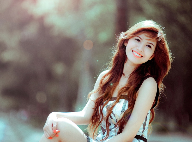 fashion, Beautiful, happiness, beauty, hairstyle, Girls, outdoors, young adult, looking at camera, bokeh, one person, young women, giang, top, tube, Smile