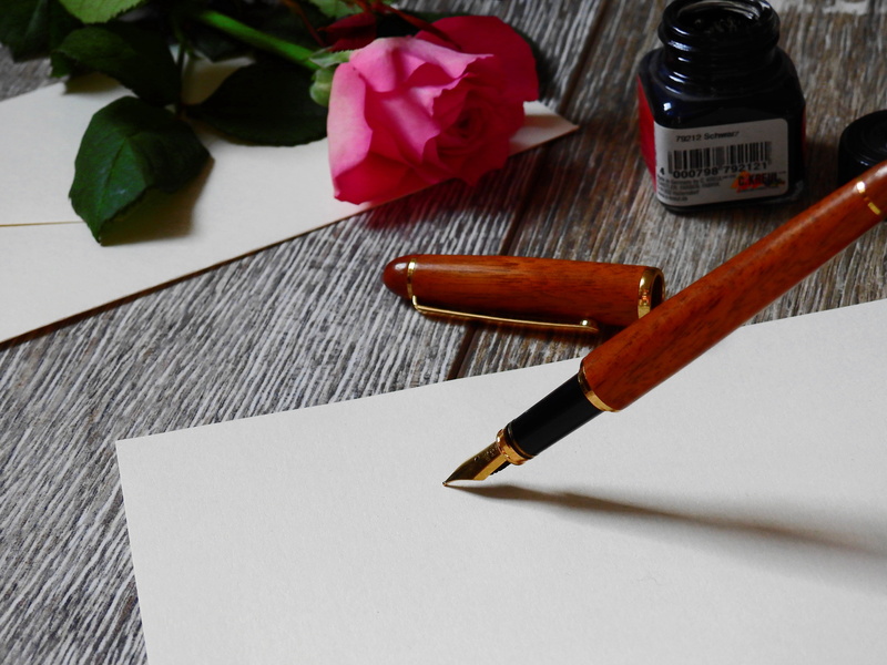 wood - material, white, pen, writing implement, romantic, flowering plant, fountain pen, no people, still life, fountain, love, 4K, table, blank, calligraphy