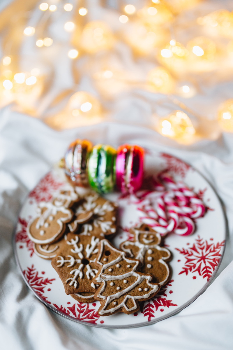 decoration, cookie, 5K, gingerbread, sweet, holiday, freshness, sweet food, xmas, december, food and drink, still life, floral pattern, close-up, christmas ornament