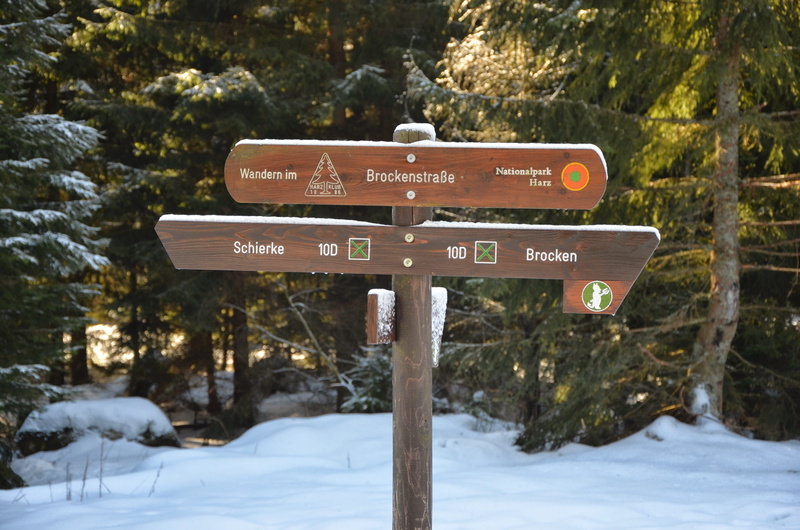 4K, hiking, directory, mountain, guidance, cold temperature, communication, western script, winter, outdoors, schierke, information sign, text, brockenstraße