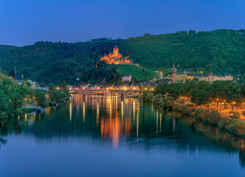 Cochem Castle, Moselle River, The River Moselle, lights, castle, Rhineland-Palatinate, trees, river, Cochem, Germany, 1080P, night city