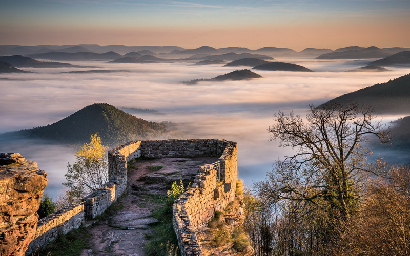 Sunrise, Mountains, Forest, Wegelnburg, 1080P, Palatinate, Castle, Hills, Mist, Ruins, Fog
