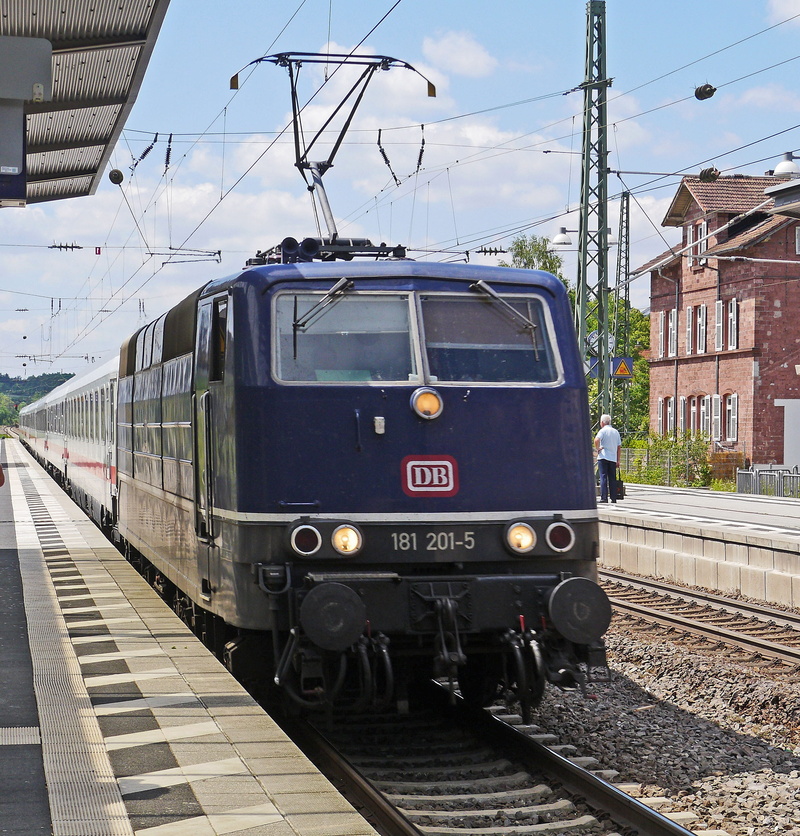 public transportation, two system, france-transport, nature, sky, building exterior, track, br181, day, br 181, two, passenger train, transportation, outdoors