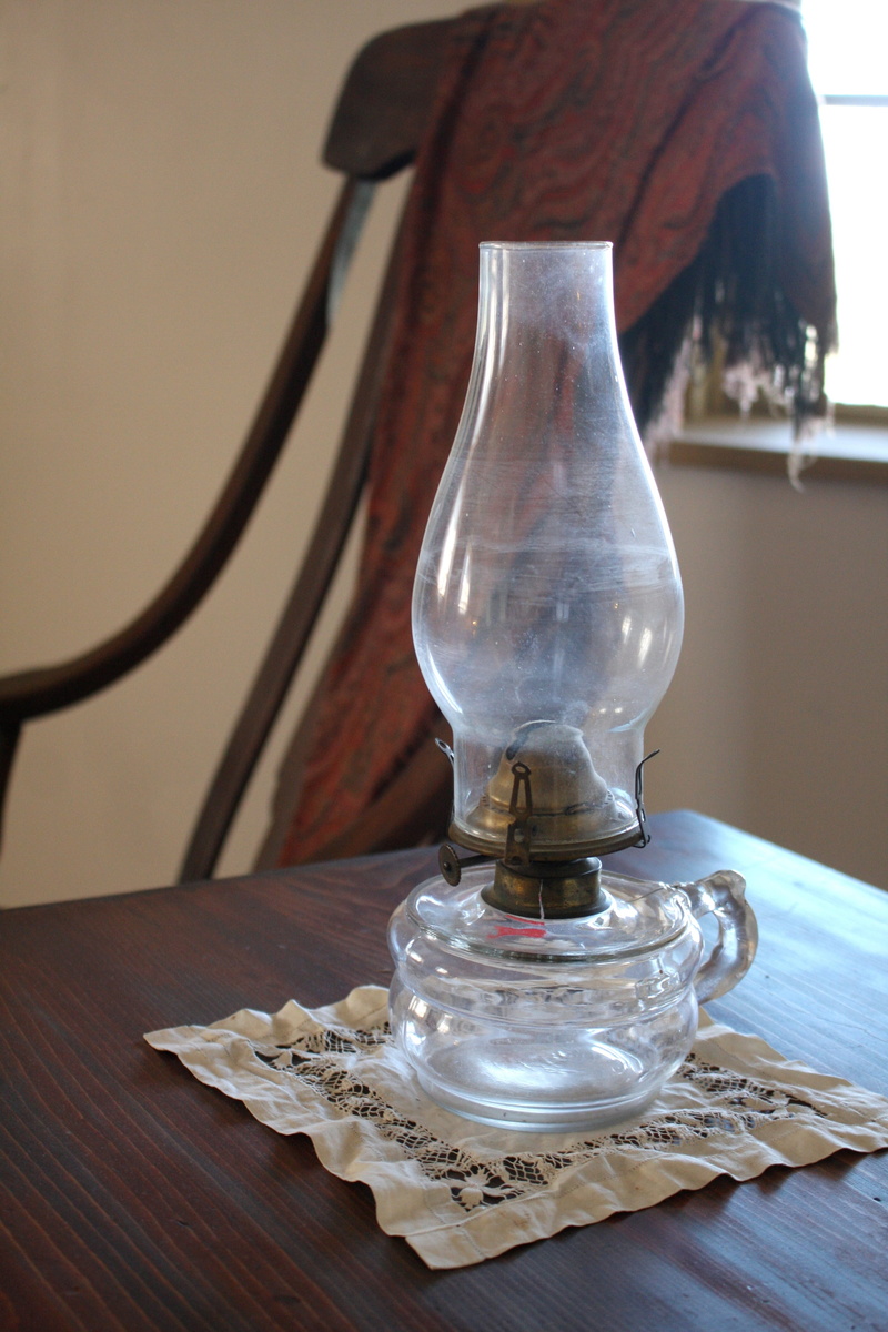 oil lamp, wood, day, indoors, home interior, oil, dust, wooden, lantern, blanket, 4K, vintage, lighting equipment, table, electric lamp, light, retro styled