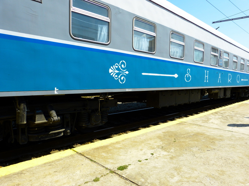 Samarkand, 4K, usbeksitan, architecture, track, railroad station, public transportation, ride, stationary, day, railroad car, mode of transportation, sunlight