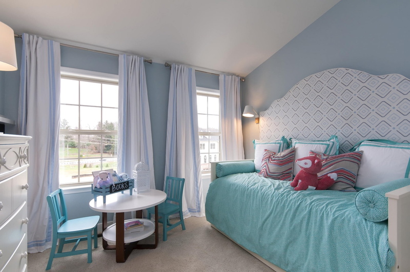seat, wall - Building Feature, set, decoration, electric Lamp, apartment, headboard, white, home Interior, bed, design, bistro, duvet, children, comfortable