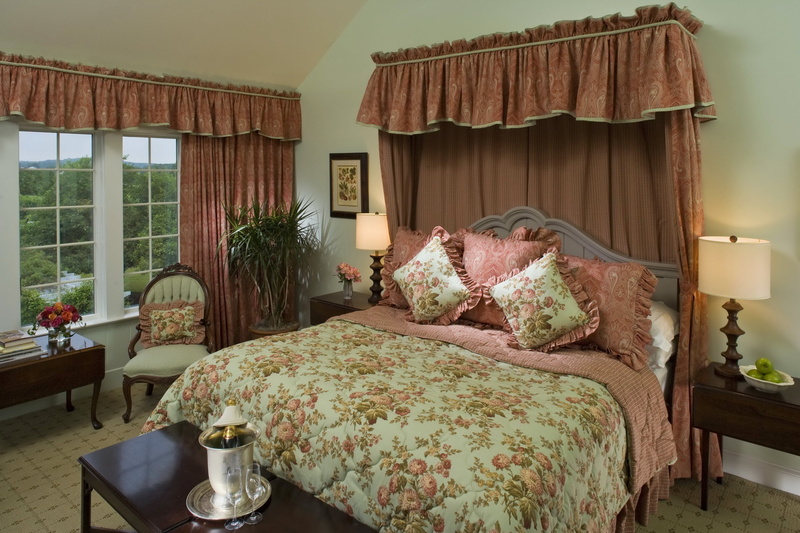 floral pattern, bedroom, decor, floral, furniture, relaxation, flooring, pillow, design, architecture, plant, chair, home Interior, stuffed, cushion, residential District