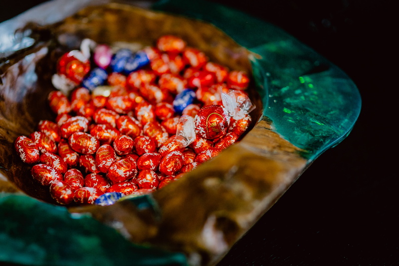 food, lindt, ready-to-eat, high angle view, foil, freshness, 4K, multi colored, sweet, solid, easter, fruit, berry fruit, no people, focus on foreground