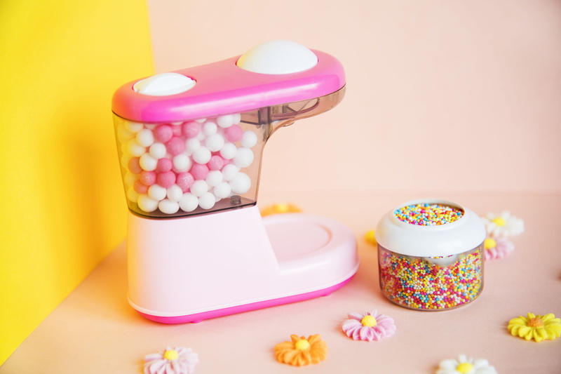 2K, cup, still life, no people, colorful, sewing machine, sweet, chocolate, pop, pink color, sprinkles, drink, focus on foreground, gum, dispenser, polka dot