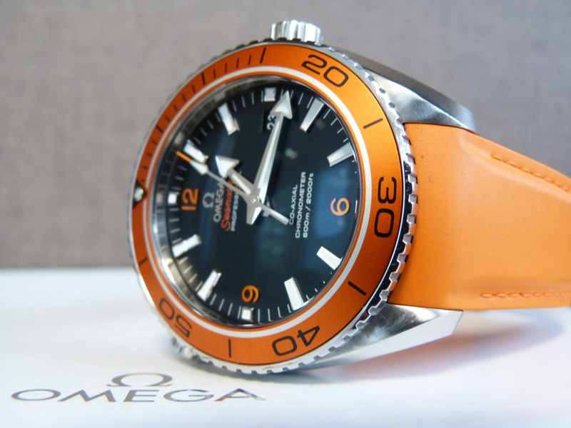 Omega, Watch, omega, 4K, wristwatch, timer, time, shape, luxury watch, minute hand, reflection, Omega Watch, geometric shape, indoors, accuracy, number