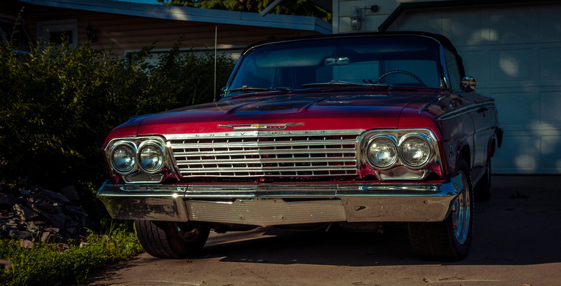 machine, transportation, automobile, vehicle, light, parked, car, no people, vintage car, motor vehicle, garage, red, land vehicle, collectors, coupe, architecture