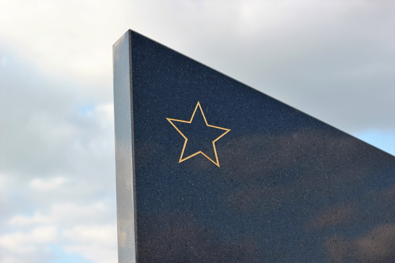 Socialist, close-up, black marble, guidance, symbol, socialist monument, outdoors, star, Monument, nature, arrow symbol, focus on foreground, gold, day