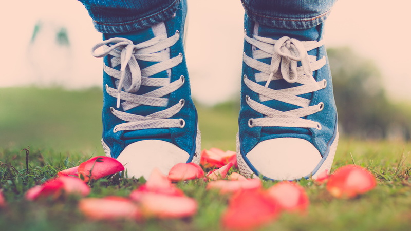 rose, shoe, offspring, ho chi minh city, human leg, human foot, nature, child, human limb, 4K, grass, shose, love, blue, childhood, sock, close-up, limb