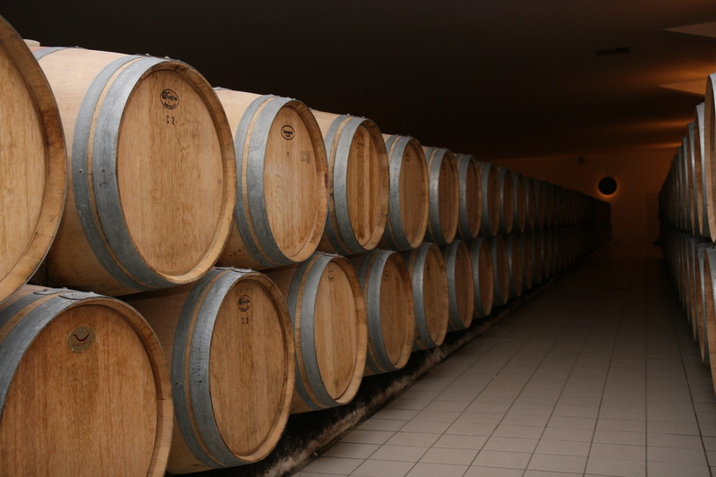 wine, drink, red wine, domestic room, alcohol, in a row, wine cask, france, wood - material, red, wine cellar, vineyard, winemaking, indoor, pile, order