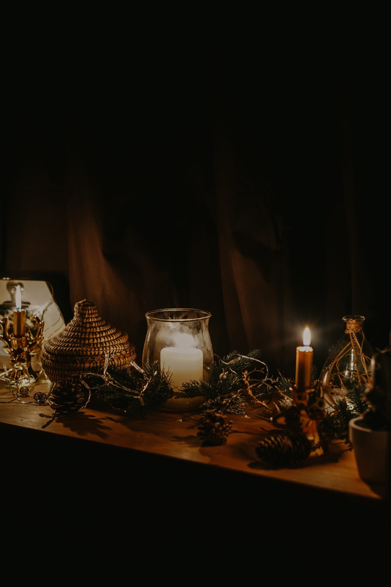 dark, goblet, food and drink, beverage, drink, glass, flame, 4K, altar, lighting, candle, refreshment, fire, food, lamp, jars, crockery, vigil, near, still life
