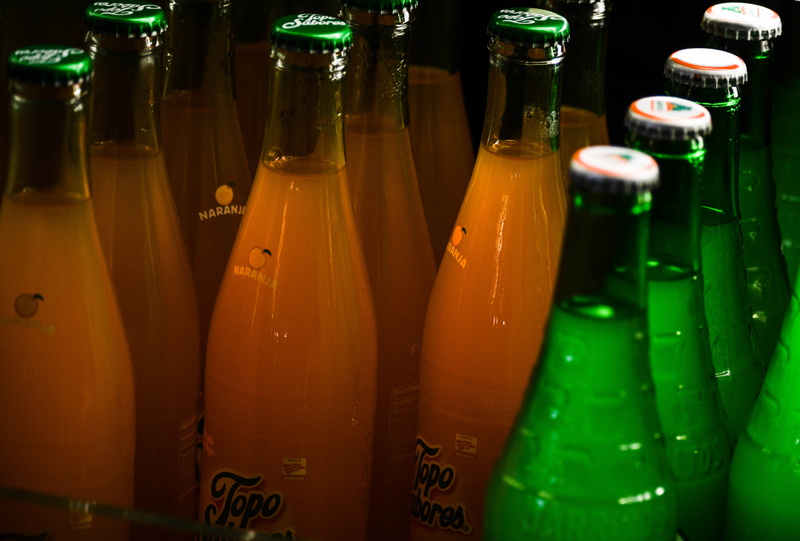 drink, container, wine bottle, lot, orange, beer bottle, close-up, beer - alcohol, no people, stout, 5K, pub, variation, still life, liquor, food and drink