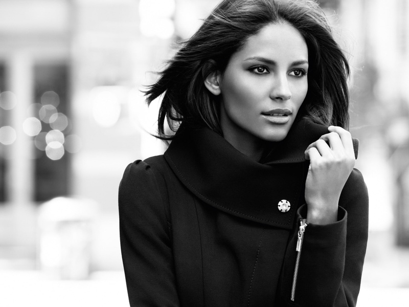 monochrome, hd, nature, emanuela, secret, field, victorias, women, art, bokeh, de, brunettes, paula, depth, grayscale, 1080P, Models, emanuela de paula