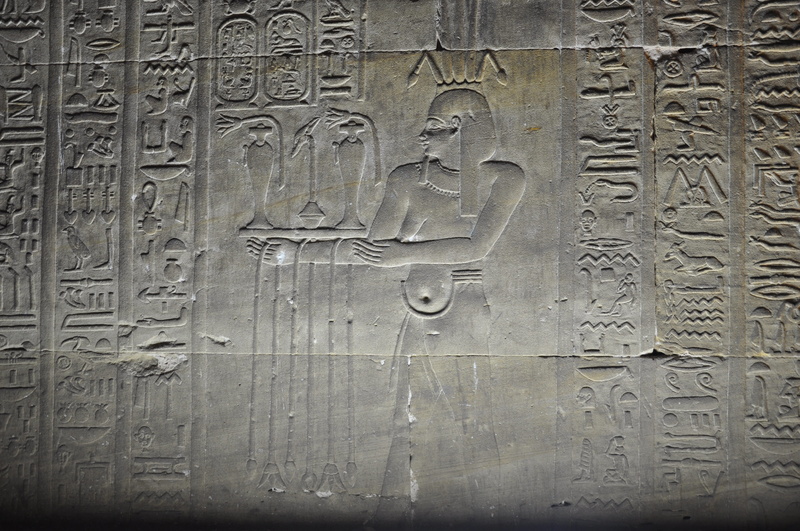 carving - craft product, place of worship, statue, outdoors, full frame, belief, bas relief, art and craft, architecture, Temple, day, Pharaoh, representation