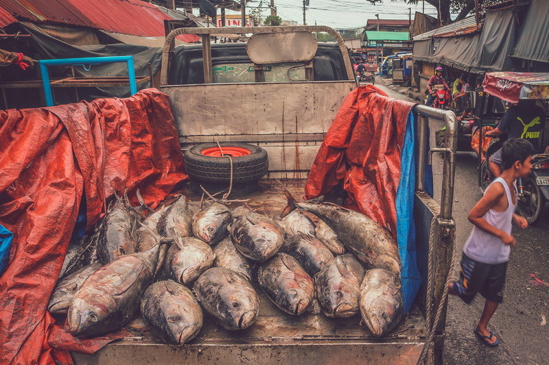 shoe, women, bankerohan public market, person, incidental people, bazaar, davao, retail display, big, people, truck, food, day, tuna, wellbeing, market