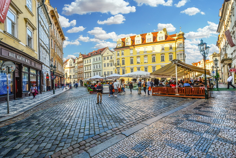 old town, building exterior, bohemia, gothic, stores, tourist, republic, travel destinations, europe, quaint, shops, 4K, people, store, group of people