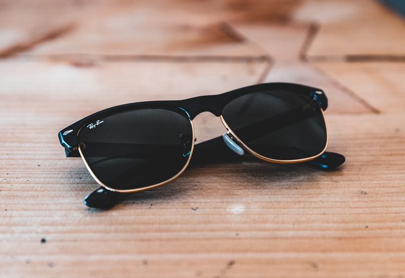 ray, glass - material, focus on foreground, close-up, black, eyeglasses, framed, still life, security, indoors, clubmaster, eyewear, protection, personal accessory