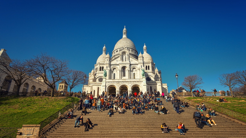 france, city, scene, clear sky, architecture, tourists, paris, building exterior, outdoors, tourism, religion, real people, large group of people, christianity